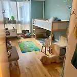 Flat With 3 Bedrooms 90 M2 Balcony And Parking, Subway Station Riquet * Paris