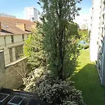 Apartment Flat With 3 Bedrooms 90 M2 Balcony And Parking, Subway Station Riquet *